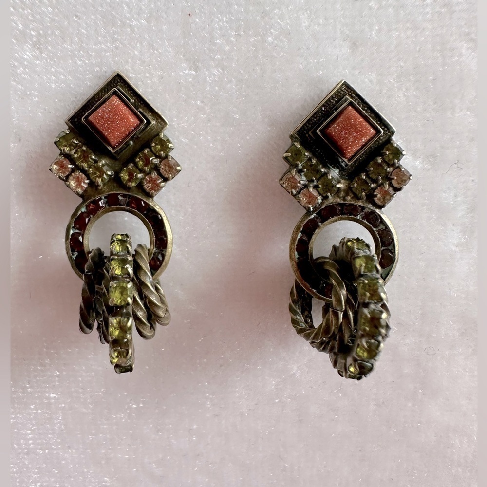 SALE Vintage Sorrelli pierced earrings 1/4” drop Green & Brown crystals